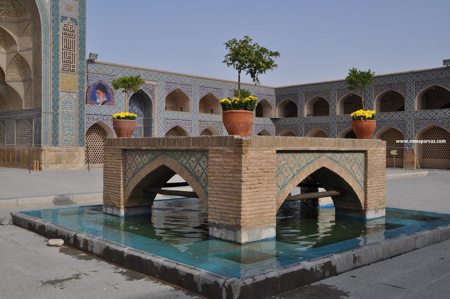 Esefan, Friday Mosque